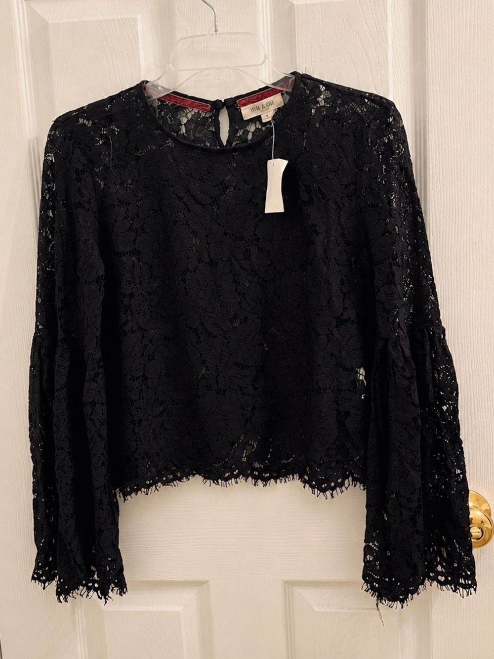 Taylor & Sage Black Floral Lace Bell Sleeve Blouse NWT Size S